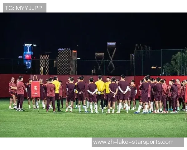 足球的魅力与团队精神如何塑造我们的生活与未来 足球的魅力与团队精神如何塑造我们的生活与未来