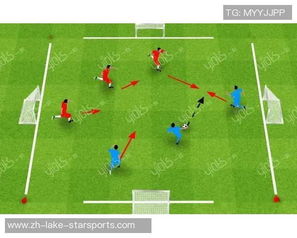 足球过弯技巧解析与实战应用提升球员控球能力的关键要素 足球过弯技巧解析与实战应用提升球员控球能力的关键要素